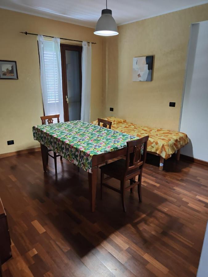 דירות מסינה La Casa Di Nonna Assunta מראה חיצוני תמונה