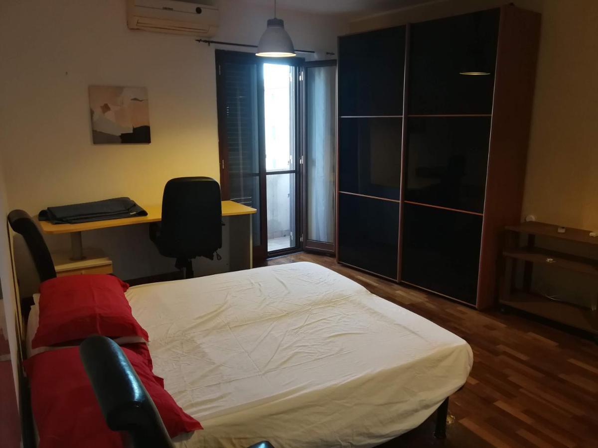 דירות מסינה La Casa Di Nonna Assunta מראה חיצוני תמונה